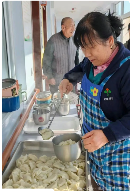 冬至暖院，乐赏欢歌饺暖心｜信康养老·燕园邀您共赏一场温情时刻